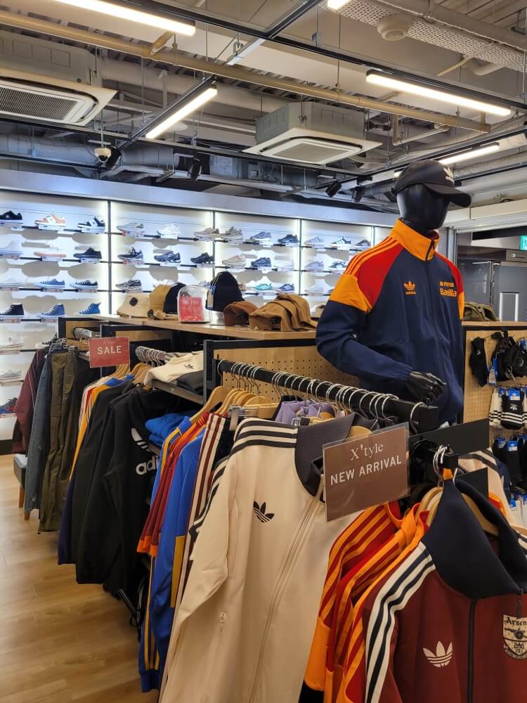 nikeshoes adidasoriginals newbalance pgatoursuperstore doubleeagle l-breath snowpeak montbell KEEN keenshoes thenorthface thenorthfacejp Columbia supersportsxebio